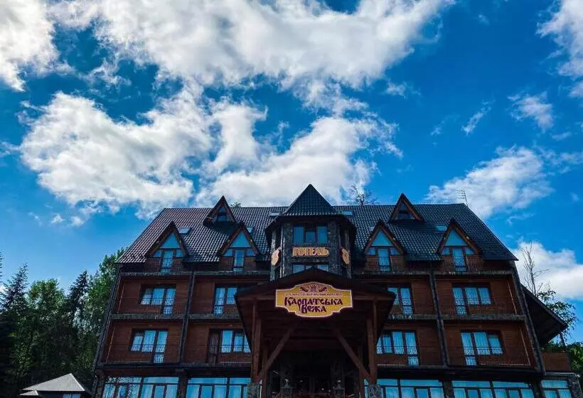 ホテル Karpatska Vezha