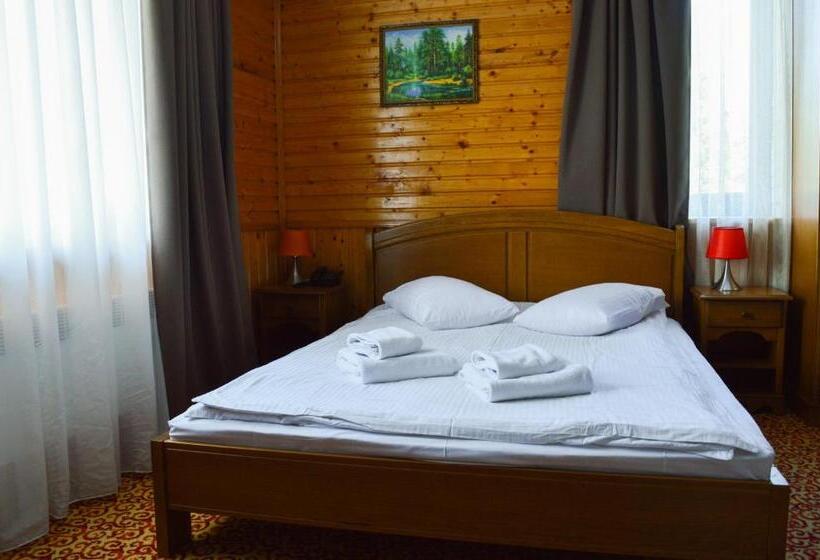 ホテル Karpatska Vezha