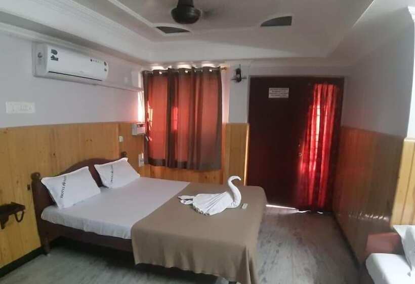 Hotel Nandha