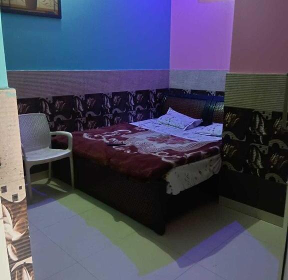 Hotel Oyo 43961  Yatra