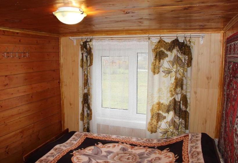 Пансион у михайла під лісом