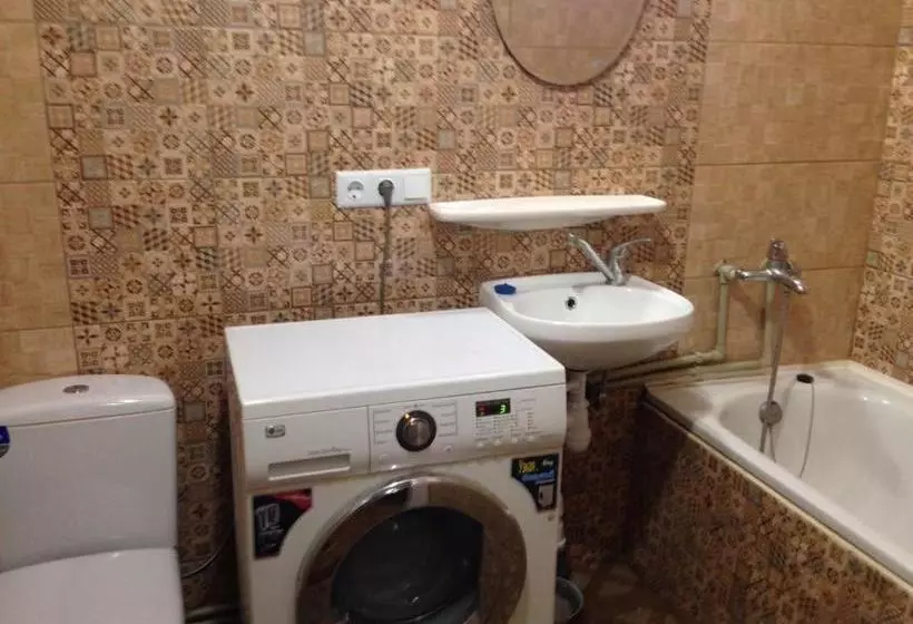 ペンション Apartment Petefi