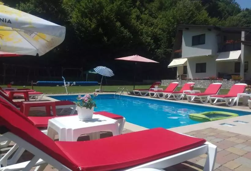 Majatalo Casuta Didi