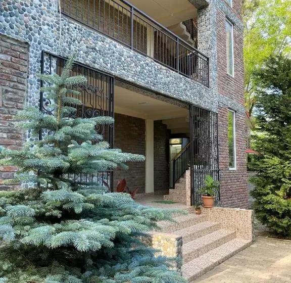 پانسیون Guest House Shekvetili