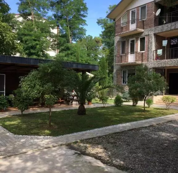 پانسیون Guest House Shekvetili