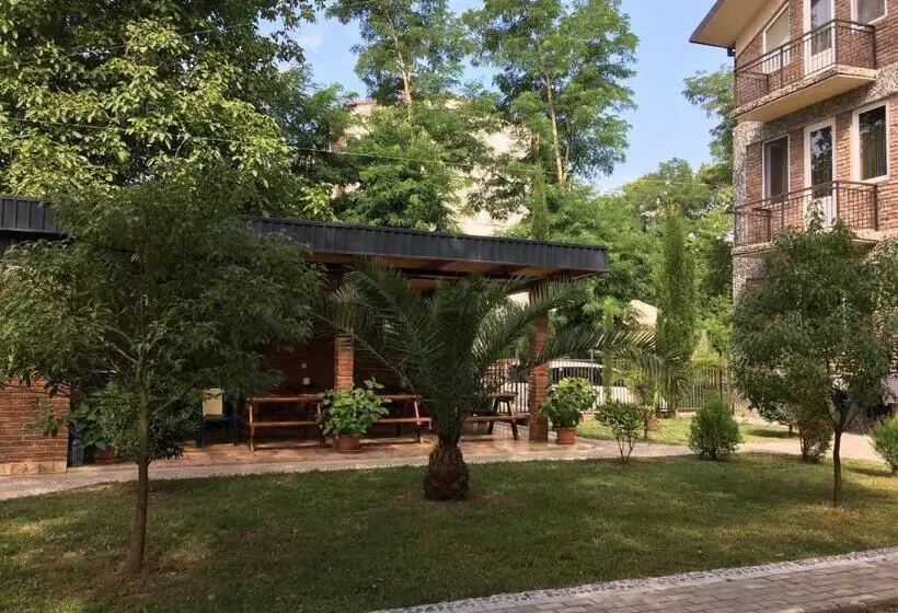 پانسیون Guest House Shekvetili