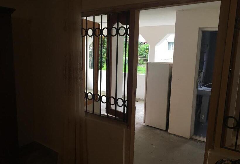 پانسیون Marina Kvariati