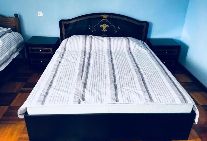 پانسیون Marina Kvariati