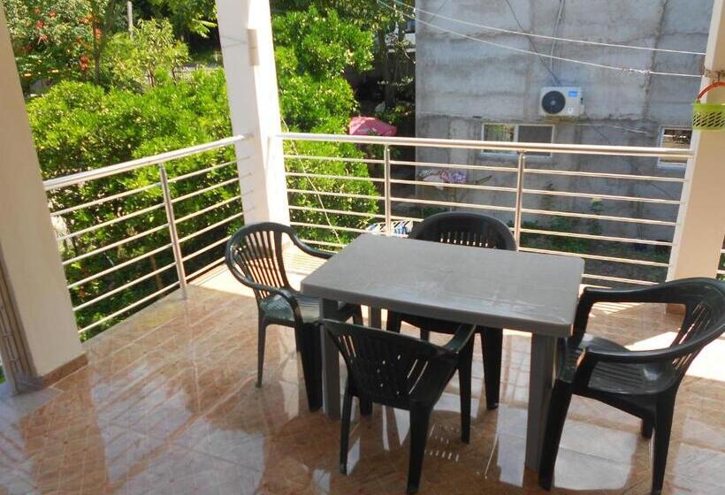 پانسیون Marina Kvariati