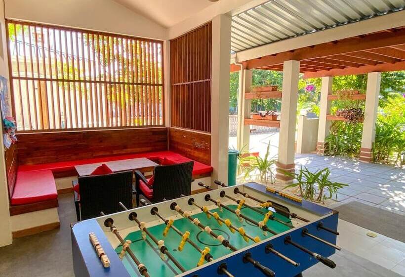 هتل Tme Retreats Dhigurah