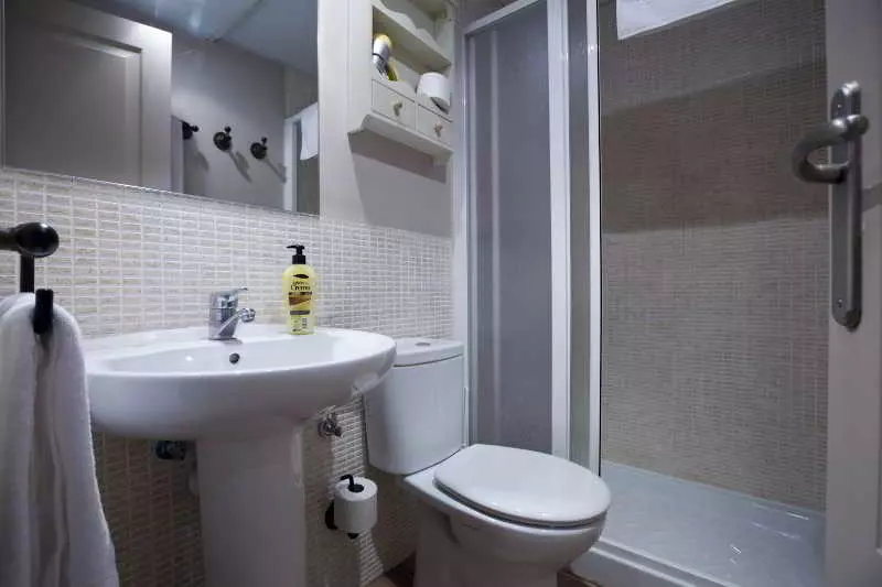 هتل Apartamentos Palacio Real