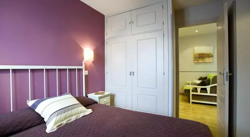 هتل Apartamentos Palacio Real