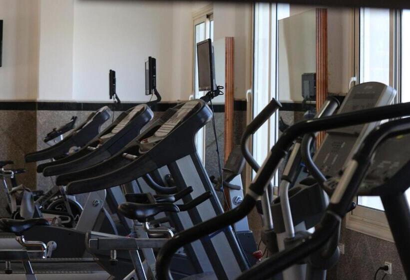 هتل La Viena Health Resort