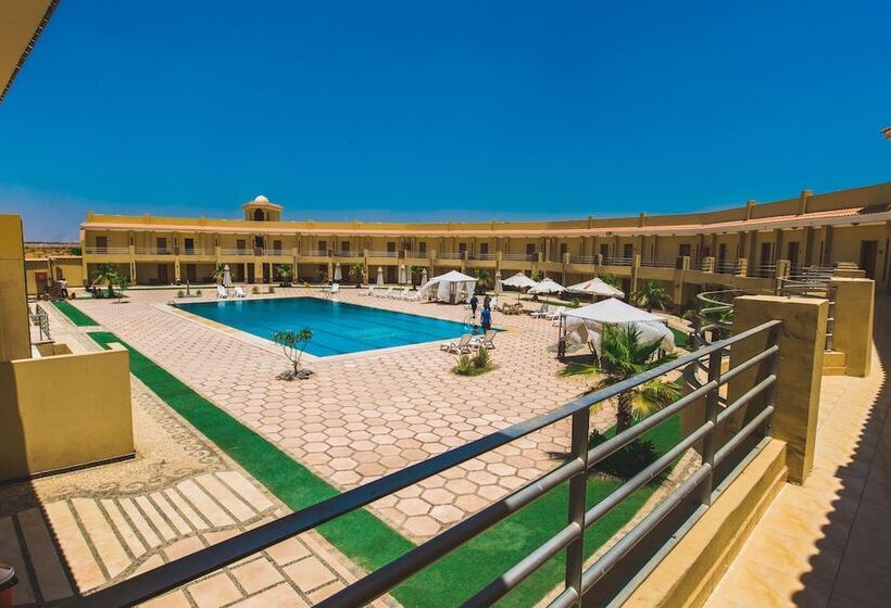 هتل La Viena Health Resort