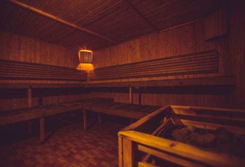 هتل La Viena Health Resort