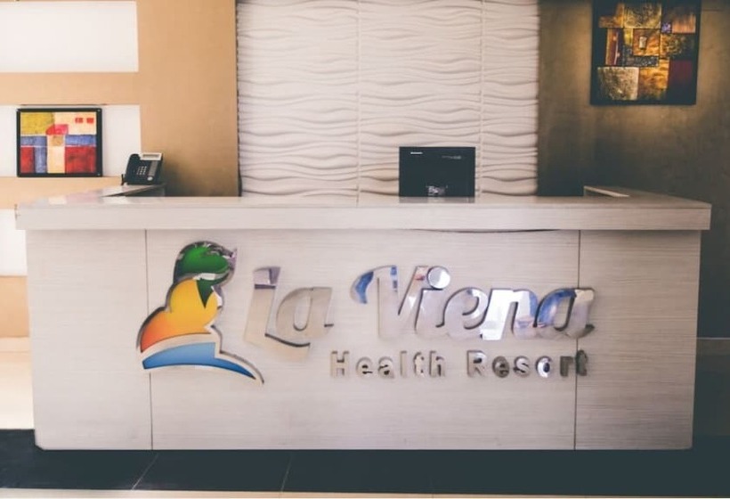 هتل La Viena Health Resort