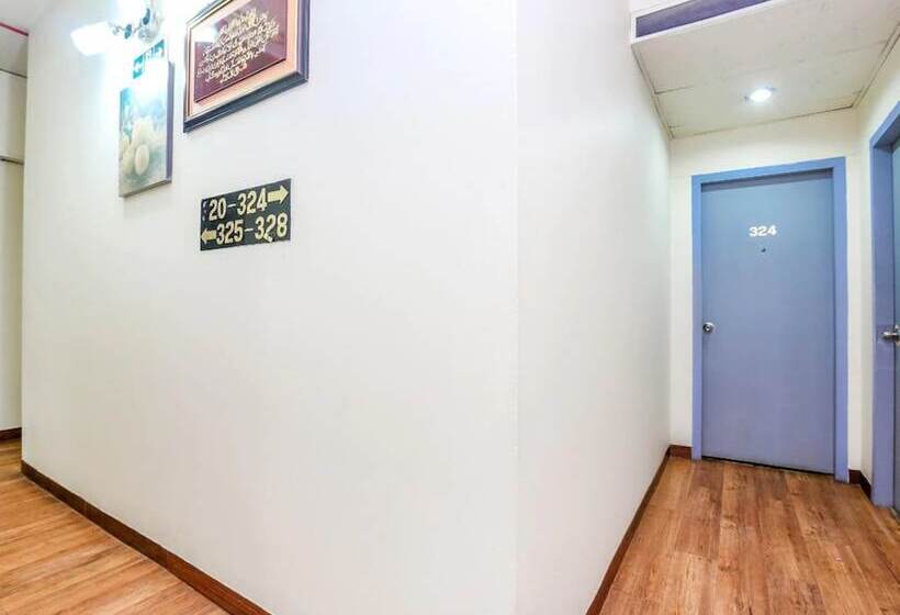 בית מלון כפרי Madani Muslim