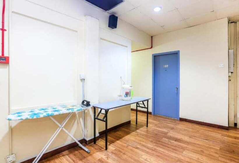 בית מלון כפרי Madani Muslim