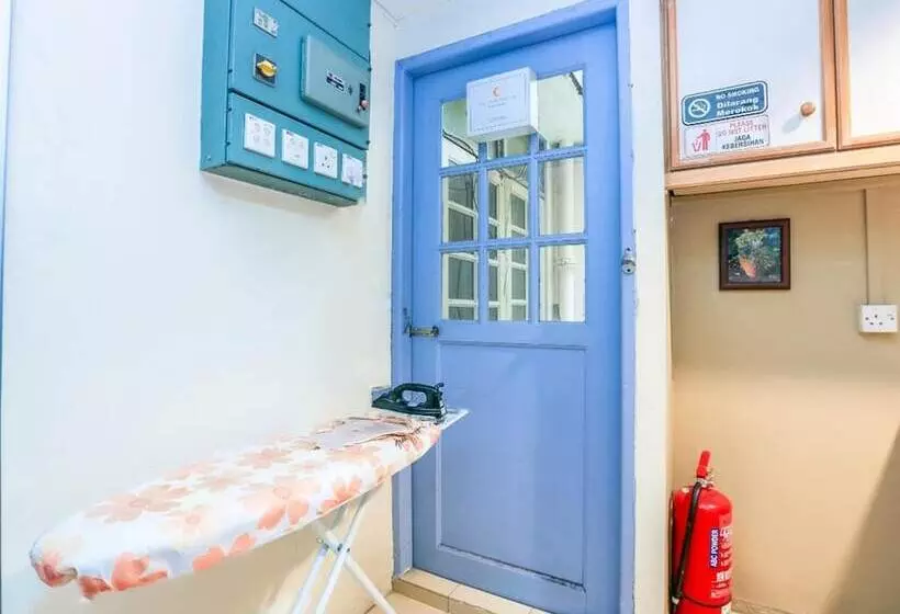 ホテル Madani Muslim