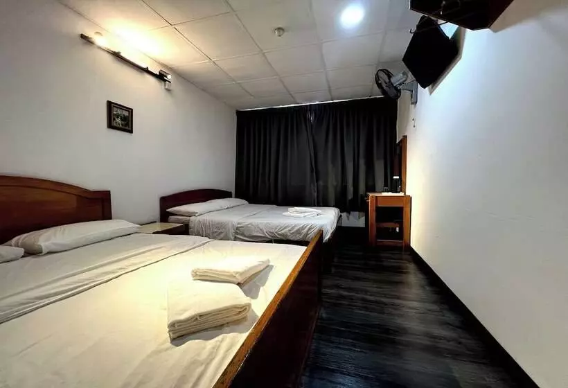 ホテル Madani Muslim