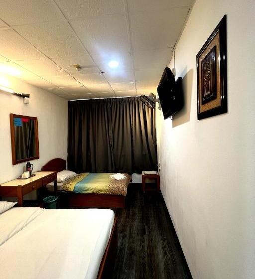 בית מלון כפרי Madani Muslim