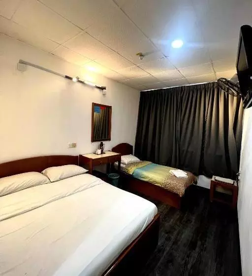 ホテル Madani Muslim