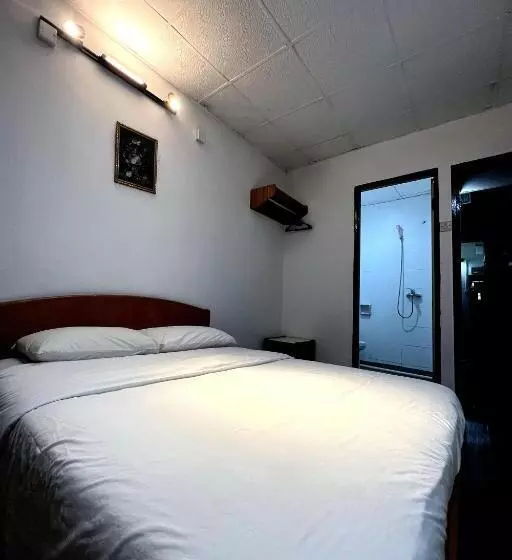 ホテル Madani Muslim