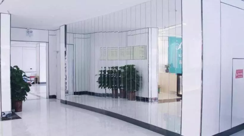 Xana Hotelle Hangzhou Xiaoshan Airport Branch