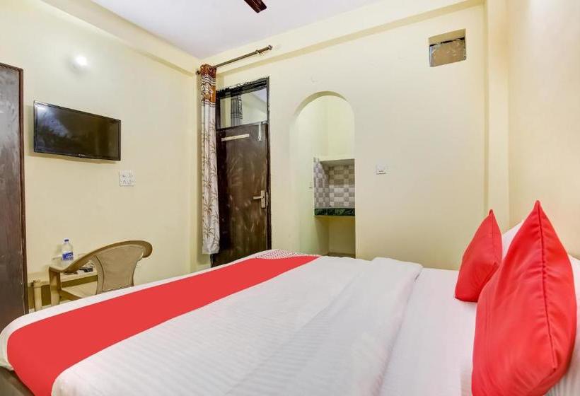 酒店 Oyo 77522 Raj Palace