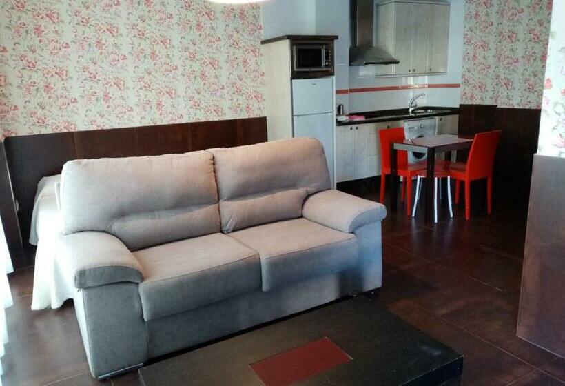 Apartamentos Astilleros