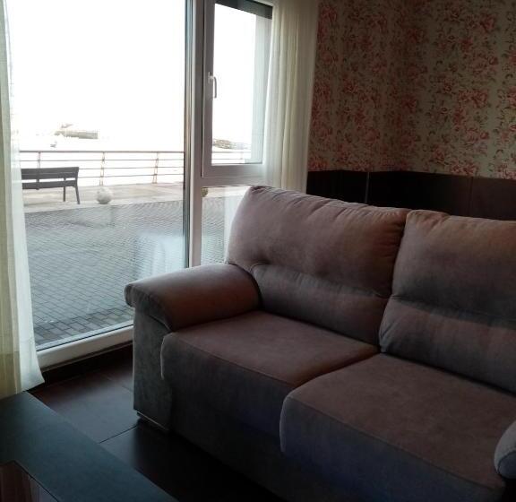 Apartamentos Astilleros