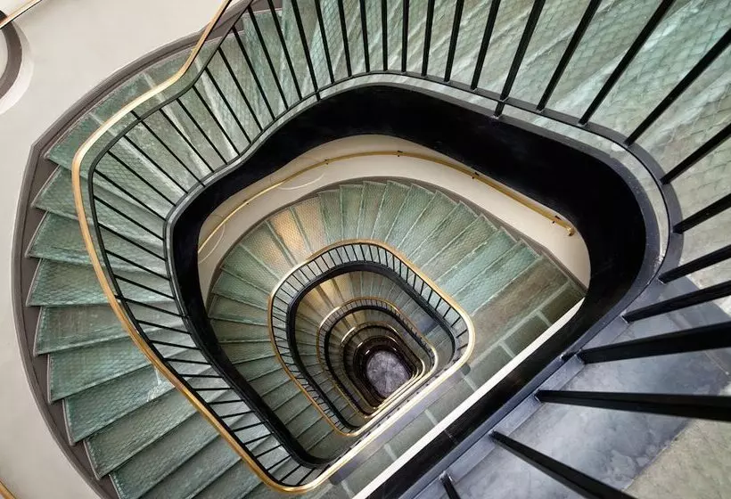 ホテル Banke Opera, Autograph Collection