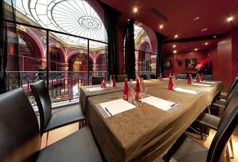 هتل Banke Opera, Autograph Collection