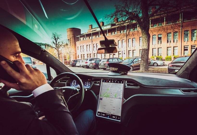 City Park Hotel & Residence