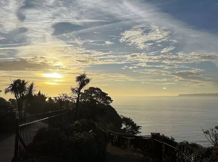 酒店 Devon House Guest House