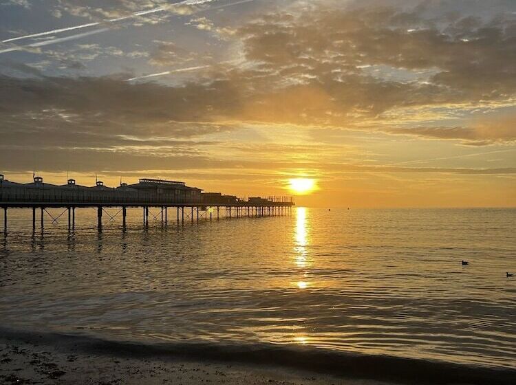 Hotel Devon House Guest House