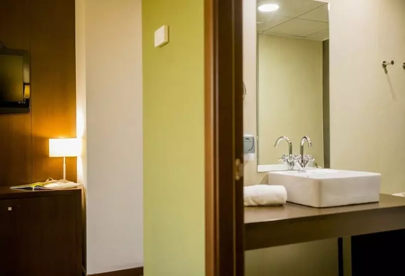 Hospedium Hotel Valles De Gredos Golf