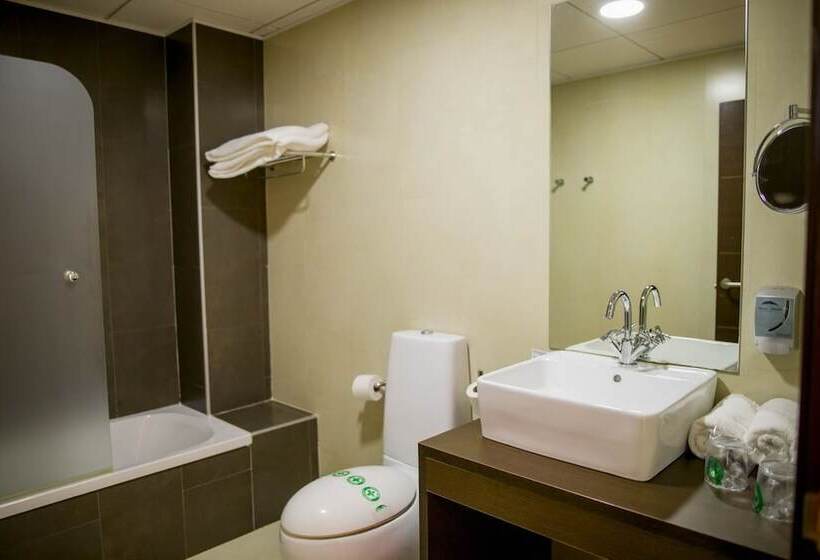 Hospedium Hotel Valles De Gredos Golf