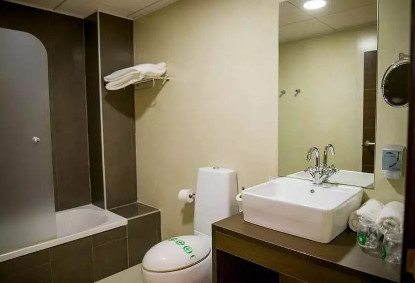 Hospedium Hotel Valles De Gredos Golf