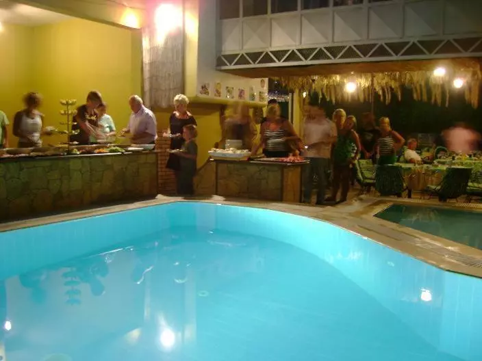 酒店 Kleopatra Carina