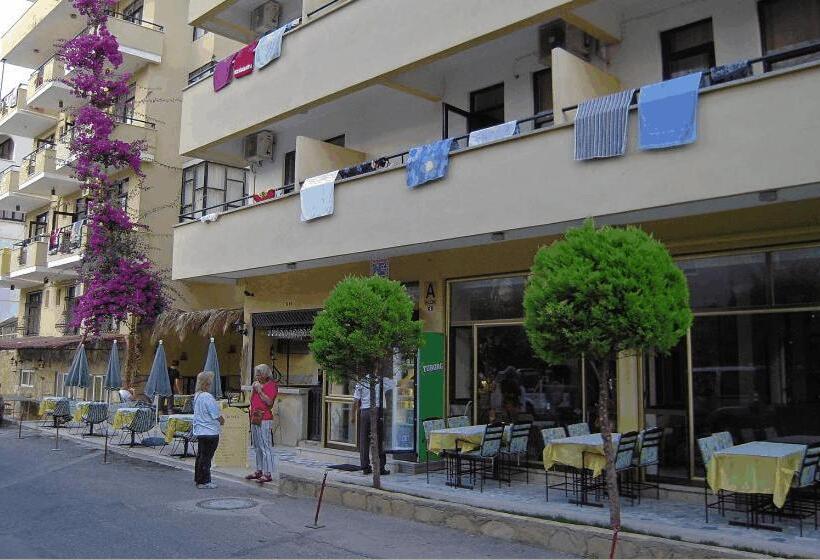 호텔 Kleopatra Carina