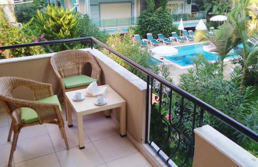 호텔 Kleopatra Carina