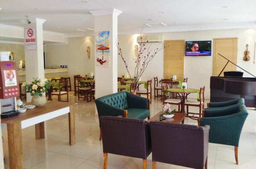 호텔 Kleopatra Carina