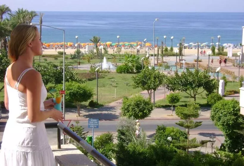 酒店 Kleopatra Carina