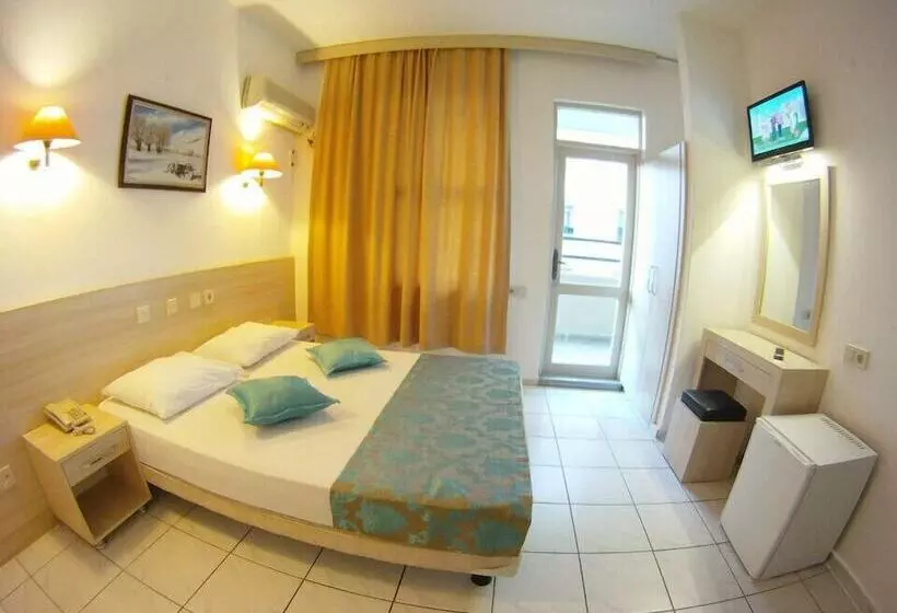 酒店 Kleopatra Carina