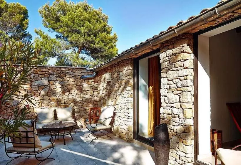 هتل Le Jas De Joucas Hôtel Restaurant