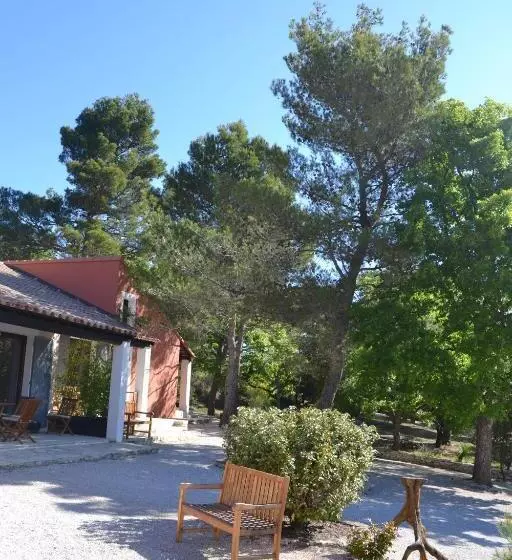 هتل Le Jas De Joucas Hôtel Restaurant