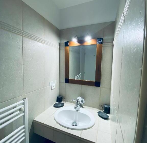 هتل Le Jas De Joucas Hôtel Restaurant