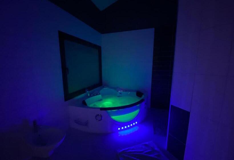 هتل Le Jas De Joucas Hôtel Restaurant