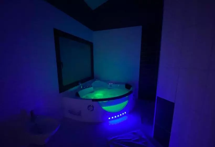 هتل Le Jas De Joucas Hôtel Restaurant